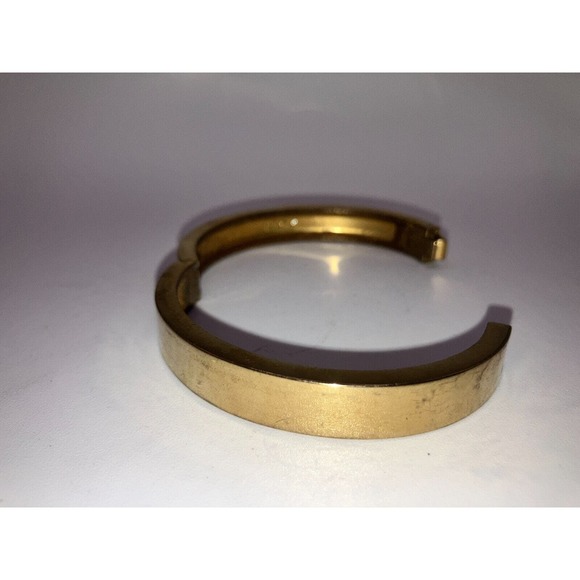 J. Crew Bracelet Polished Gold-Tone Hinged 6.75 Inch Bangle Bracelet! - Picture 8 of 11